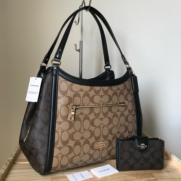 Coach Handbags - ✅Coach set